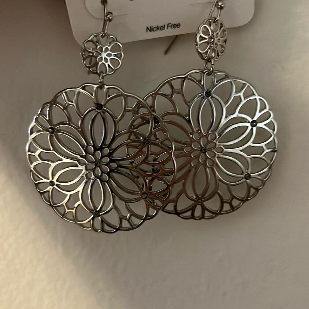 MAURICES EARRINGS - Picture 2 of 3